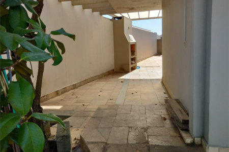 Casa de Vila à venda com 4 suítes em Jardim Londrina, São Paulo, SP