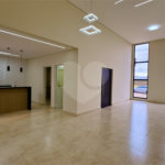 Casa à venda com 3 quartos, sendo 1 suíte, no condomínio Residencial Villagio Wanel, Sorocaba - SP