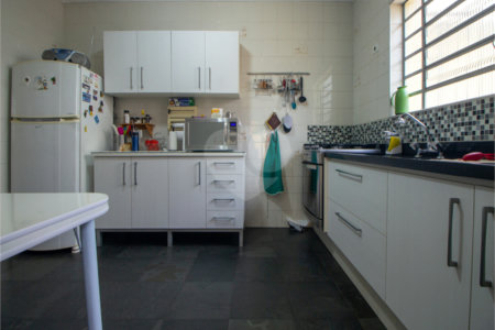 Casa à venda com 3 quartos, sendo 1 suíte, em Chácara Inglesa, São Paulo, SP