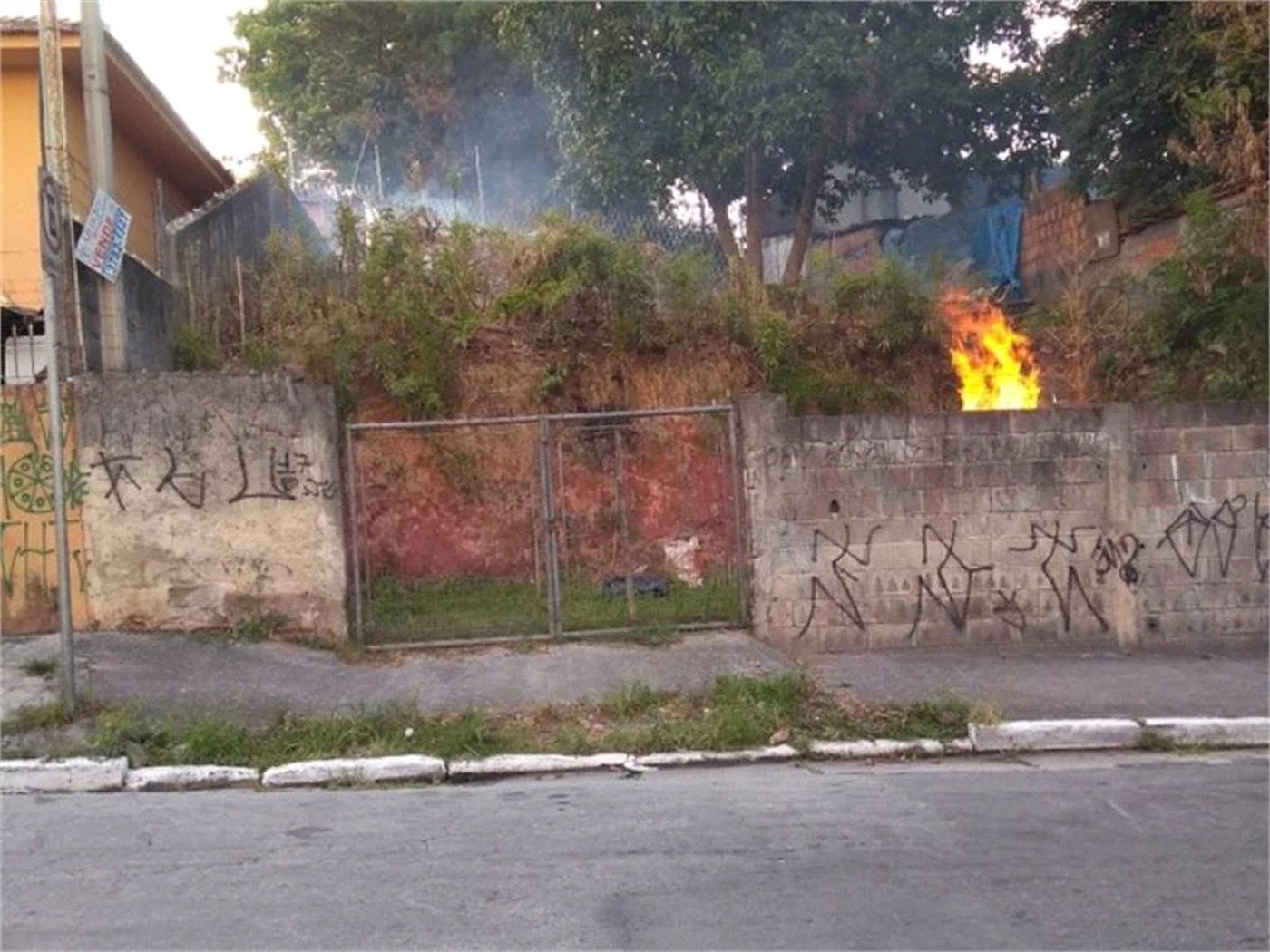 Terreno à venda em Jardim Cambara, São Paulo, SP