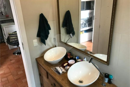 Casa de Vila à venda com 3 quartos, sendo 1 suíte,  em Cidade São Francisco, São Paulo, SP