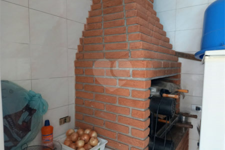 Sobrado à venda com 3 quartos, sendo 1 suíte,  em Santa Teresinha, São Paulo, SP