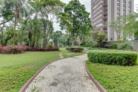 Apartamento à venda com 4 suítes em Jardim Marajoara, São Paulo, SP