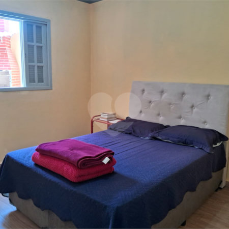 Casa à venda com 2 quartos no condomínio Vila da Prata I, Mogi das Cruzes - SP