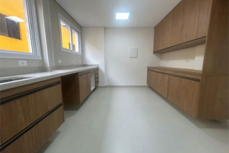 Apartamento com 2 Dormitórios à Venda, 82 M² por R$ 645.000 – Gonzaga – Santos/Sp
