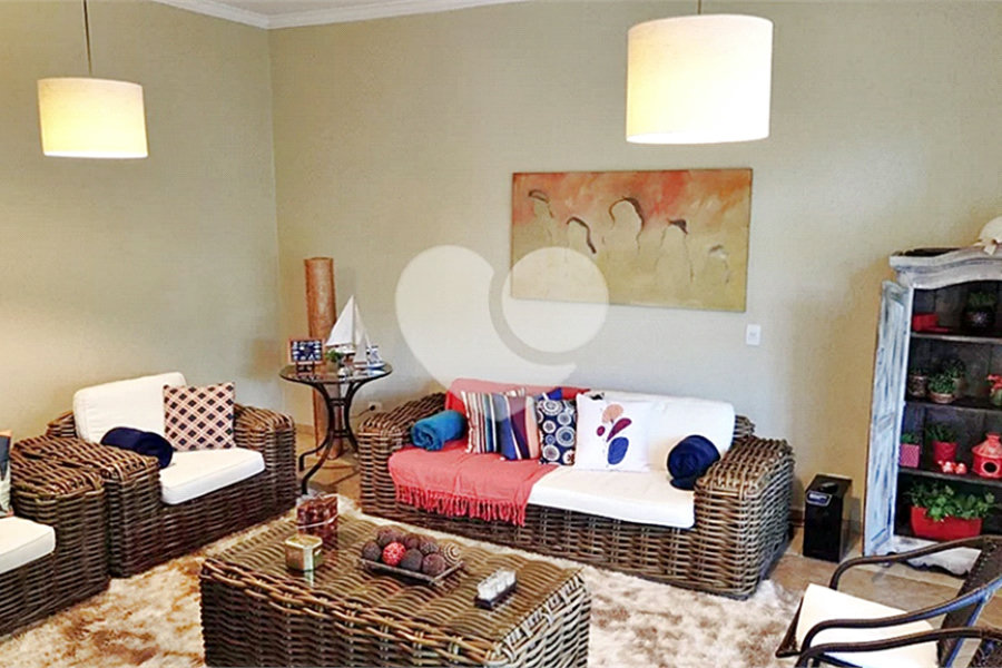 Casa à venda com 3 quartos no condomínio Alpes da Cantareira, Mairiporã - SP