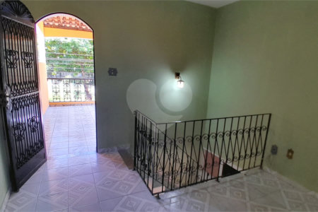 Casa à venda com 3 quartos, sendo 1 suíte, em Campo Grande, Rio de Janeiro, RJ