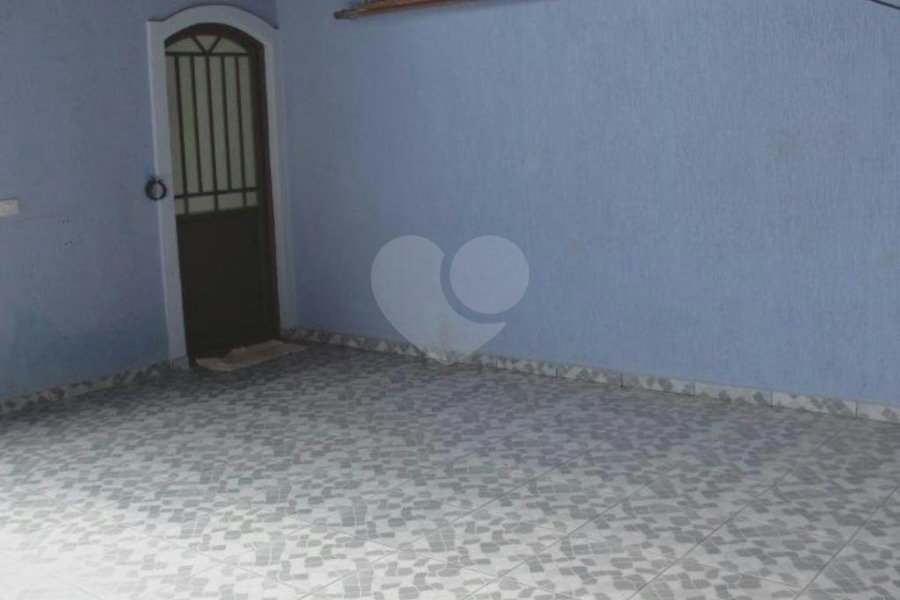 Sobrado à venda com 3 quartos, sendo 1 suíte, em Tremembé, São Paulo, SP