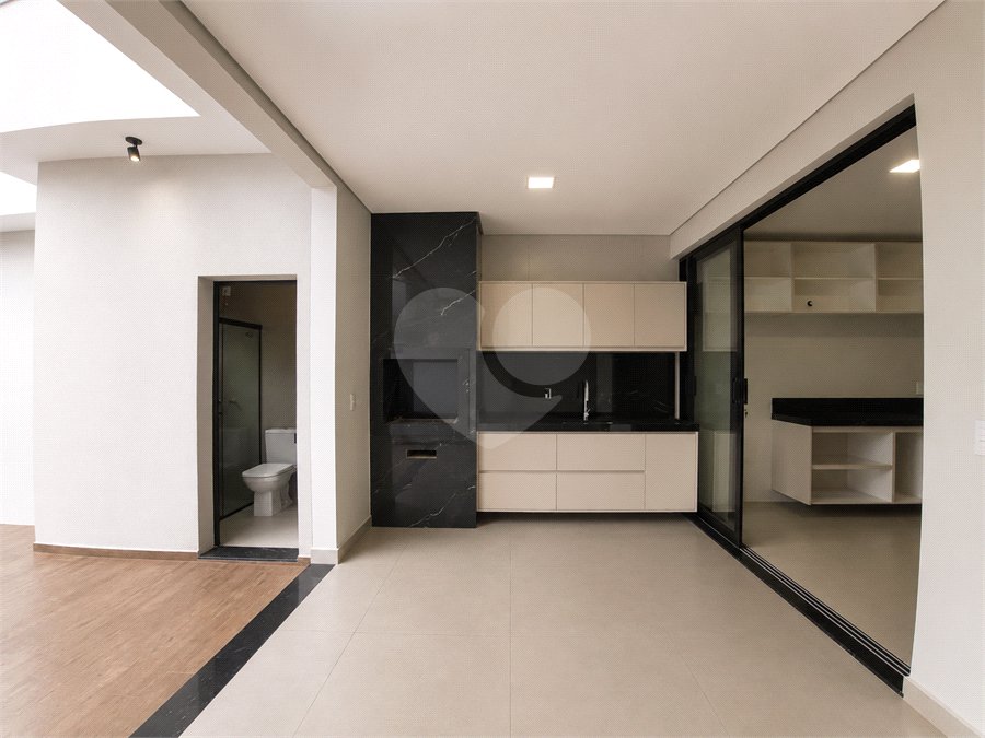 Casa à venda com 3 suítes no condomínio Residencial Chácara Ondina, Sorocaba - SP