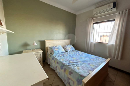 Sobrado à venda com 3 quartos, sendo 1 suíte,  em Parque dos Bandeirantes, Ribeirão Preto, SP
