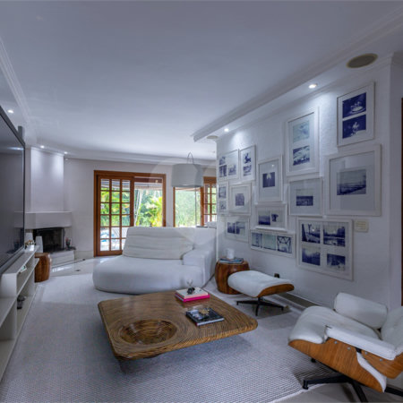 Casa à venda com 4 quartos, sendo 2 suítes,  no condomínio Los Alámos, São Paulo - SP