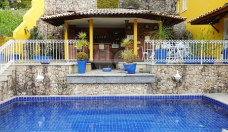 Casa à venda com 3 suítes no condomínio Itatinga I, São Paulo - SP