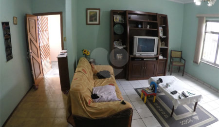 Sobrado à venda com 4 quartos, sendo 1 suíte,  em Imirim, São Paulo, SP