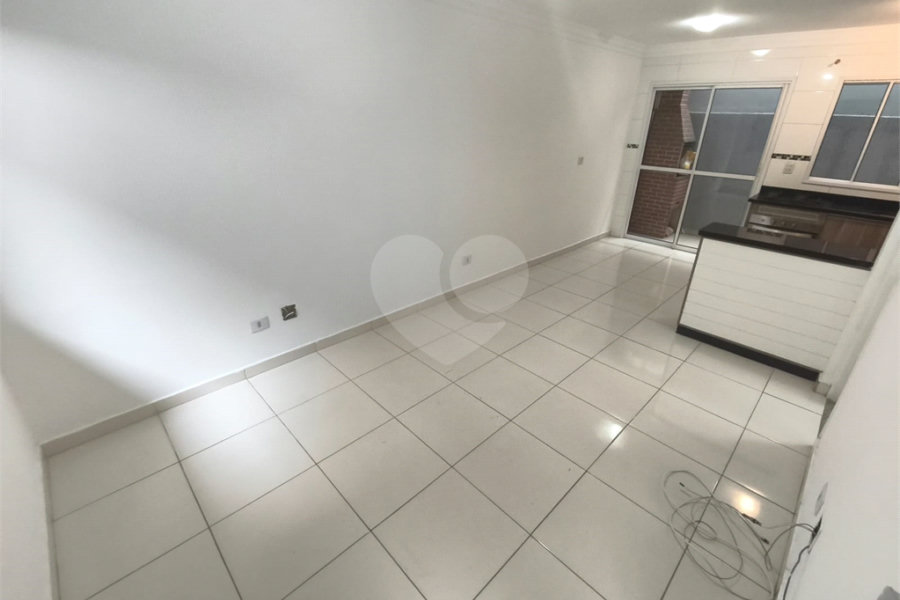 Casa à venda com 2 suítes no condomínio Murilo, São Paulo - SP