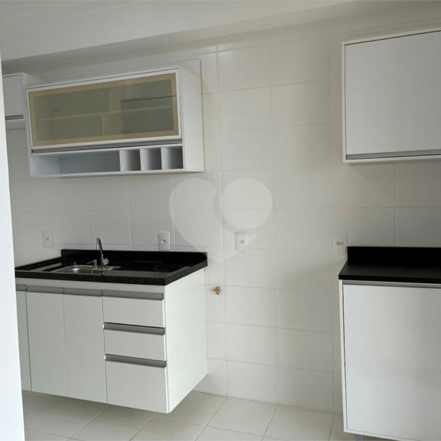 Apartamento à venda com 2 quartos, sendo 1 suíte, no Centro, Mogi das Cruzes, SP