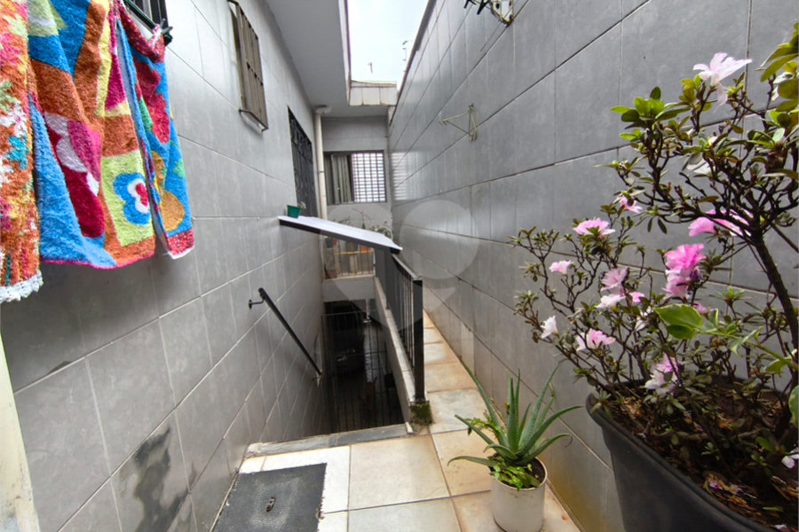 Sobrado à venda com 3 quartos no Brasilândia, São Paulo, SP