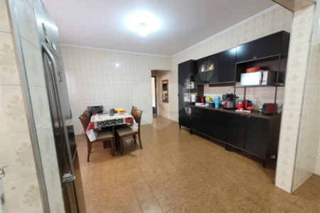 Sobrado à venda com 3 quartos em Vila Clarice, São Paulo, SP