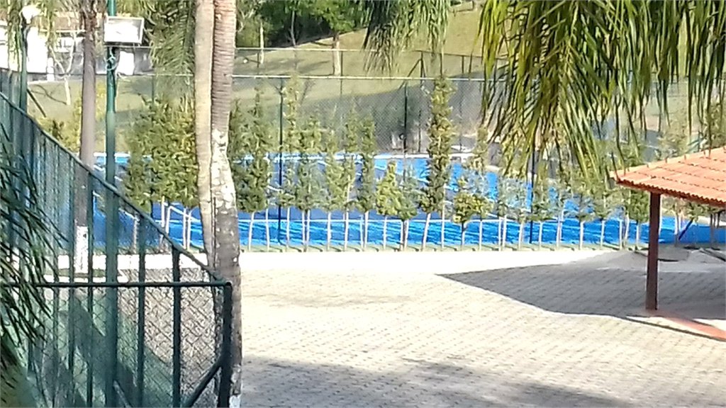 Casa à venda ou para alugar com 3 quartos, sendo 1 suíte, no condomínio Alpes de Caieiras, Caieiras - SP