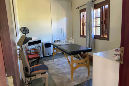 Casa à venda com 3 quartos, sendo 1 suíte, com vista deslumbrante em Recreio Maristela, Atibaia