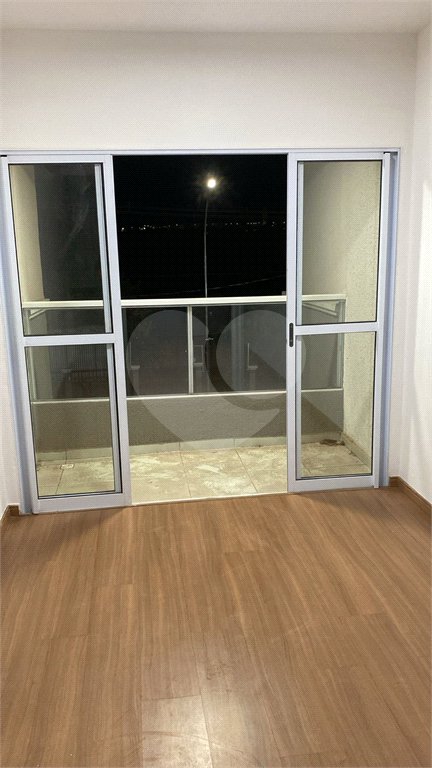Apartamento à venda com 2 quartos, sendo 1 suíte,  em Jardim dos Manacás, Araraquara, SP