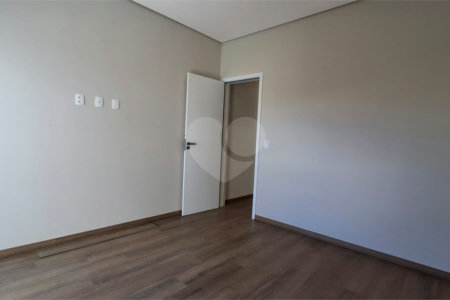 Casa à venda com 3 quartos, sendo 1 suíte, no condomínio Jardim Residencial Villagio Ipanema I, Sorocaba - SP