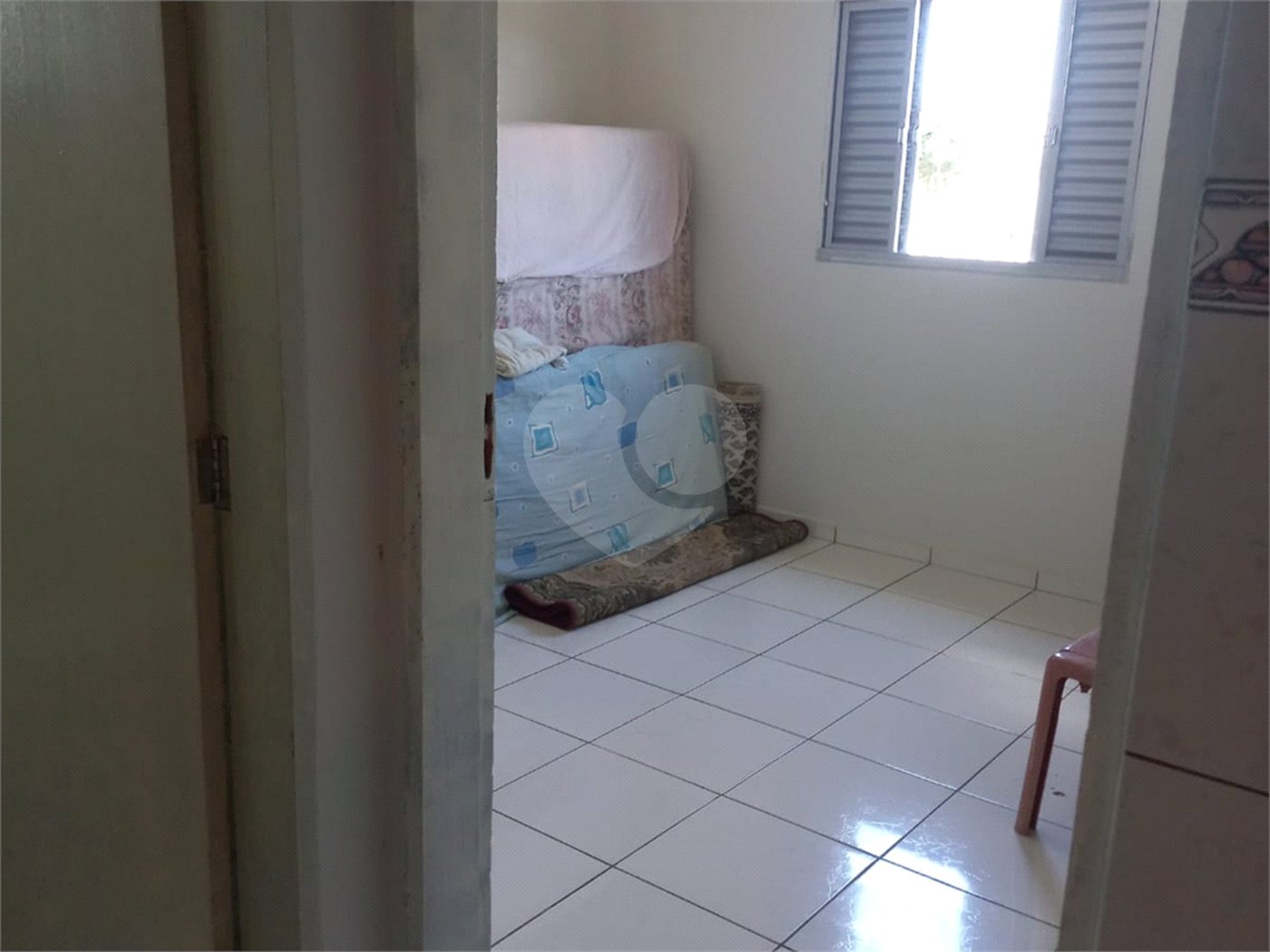Casa à venda com 2 quartos em Vila Matias, Alambari, SP