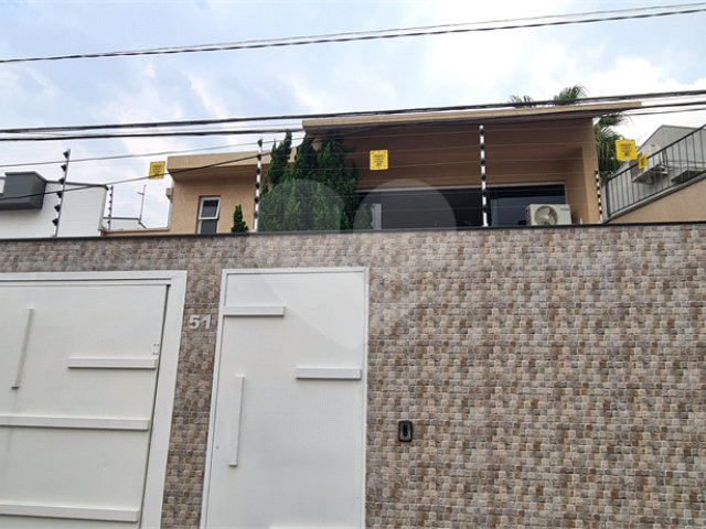 Sobrado à venda com 3 suítes em Tremembé, São Paulo, SP