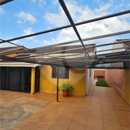 Casa à venda com 3 quartos, sendo 1 suíte, em Vila Ferroviária III, Ponta Porã, MS