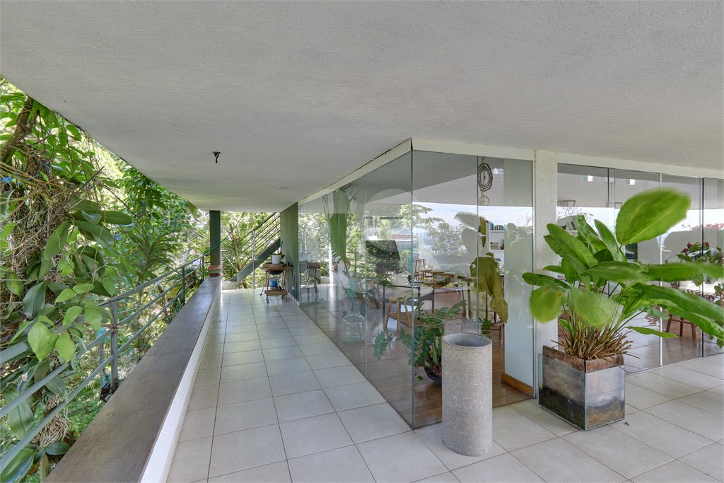 Casa à venda com 3 quartos, sendo 1 suíte, em Guarapiranga, São Paulo, SP