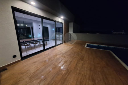 Casa à venda com 4 quartos, sendo 3 suítes, em Condomínio Terras de Santa Cruz, Bragança Paulista, SP