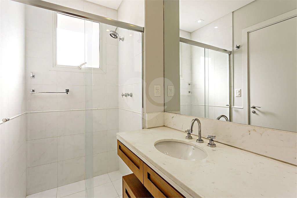 Apartamento à venda com 4 suítes em Paraíso, São Paulo, SP