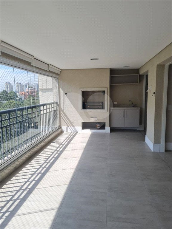 Apartamento à venda com 4 quartos, sendo 3 suítes, em Vila Andrade, São Paulo, SP