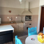 Casa à venda com 4 quartos, sendo 1 suíte, no condomínio Vale do Itamaracá, Valinhos - SP