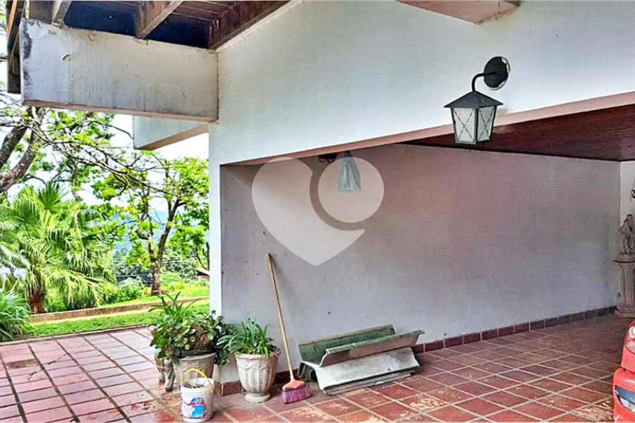 Casa à venda com 6 quartos, sendo 3 suítes, em Serra da Cantareira, Mairiporã, SP