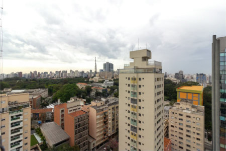 Cobertura à venda com 3 quartos, sendo 1 suíte, em Pinheiros, São Paulo, SP