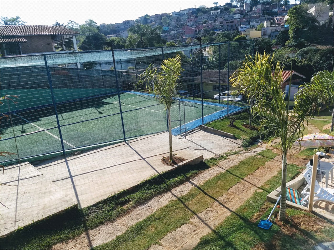 Chácara para alugar com 5 quartos, sendo 3 suítes, em Jardim Estância Brasil, Atibaia, SP