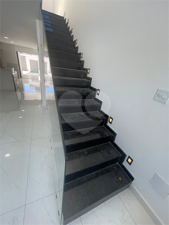 Casa à venda com 3 quartos, sendo 2 suítes, no condomínio Grand Park, Rio de Janeiro - RJ
