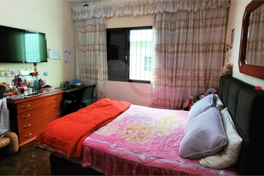 Sobrado à venda com 3 quartos, sendo 1 suíte, em Vila Dom Pedro Ii, São Paulo, SP