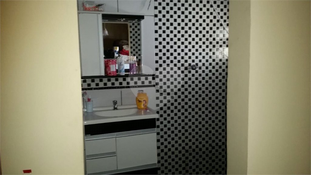 Sobrado à venda com 3 suítes em Barreiro, Mairiporã, SP
