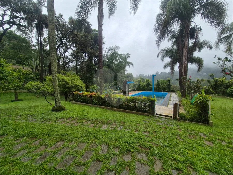 Sobrado à venda ou para alugar com 3 suítes em SERRA DA CANTAREIRA, Mairiporã, SP