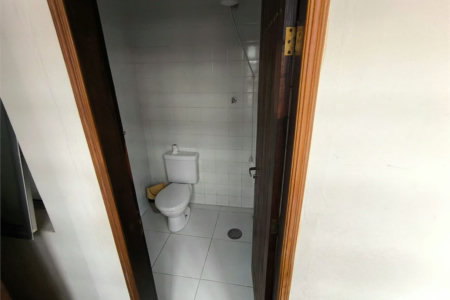 Sobrado à venda com 5 quartos, sendo 1 suíte, em Jardim Trussardi, São Paulo, SP