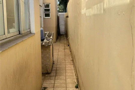Sobrado à venda com 6 quartos, sendo 1 suíte, em Sumarezinho, São Paulo, SP