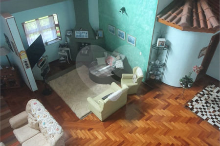 Casa à venda ou para alugar com 4 suítes em Vila Machado, Mairiporã, SP