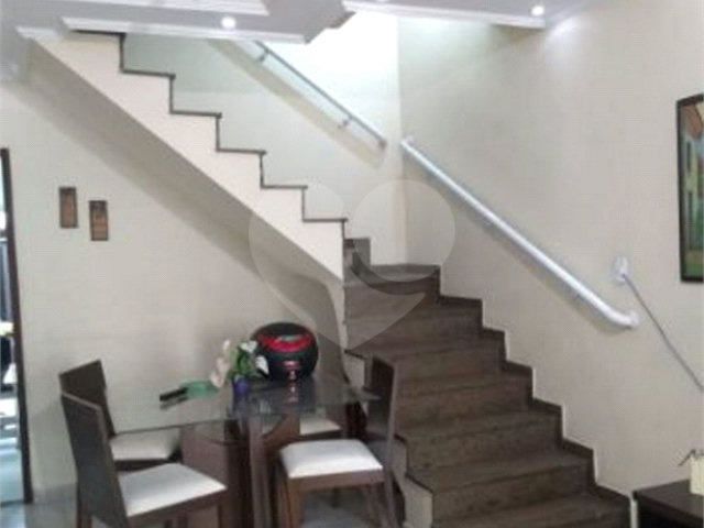 Sobrado à venda com 2 quartos em São Miguel Paulista, São Paulo, SP