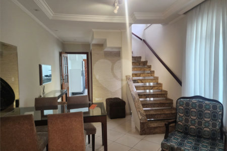 Sobrado à venda com 3 quartos, sendo 1 suíte, em Vila Paulicéia, São Paulo, SP