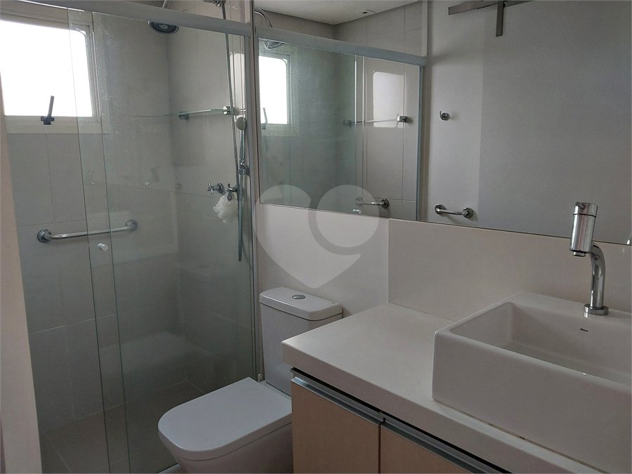 Apartamento à venda com 3 quartos, sendo 2 suítes,  em Cidade São Francisco, São Paulo, SP