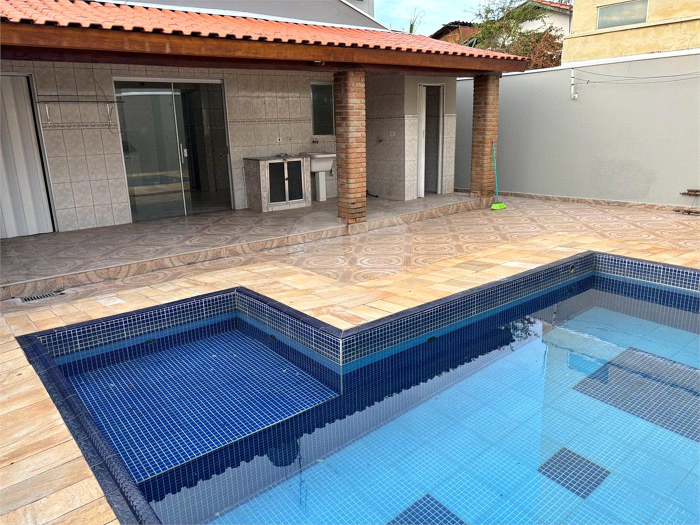 Casa à venda com 3 quartos, sendo 1 suíte, em Jardim São Judas Tadeu, Salto, SP