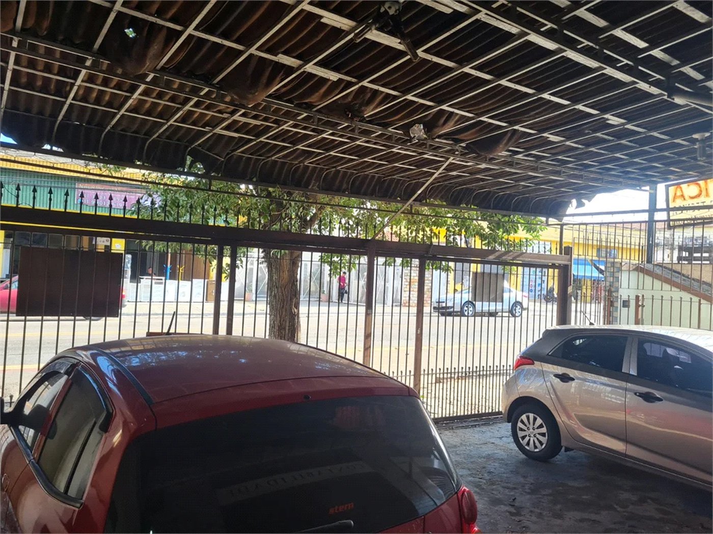 Sobrado à venda com 2 quartos, sendo 1 suíte, em Jardim Ivana, São Paulo, SP