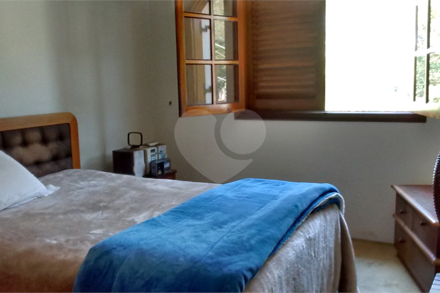 Casa à venda com 5 quartos, sendo 2 suítes, em Horto Florestal, São Paulo, SP