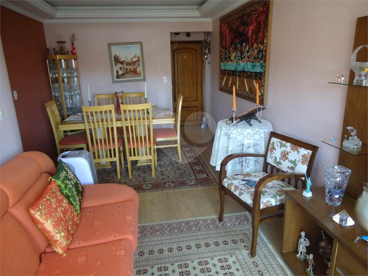 Apartamento 3 Dormitórios, Suite, 2 Banheiros, Vaga. Vila Gustavo. Aceita Pet